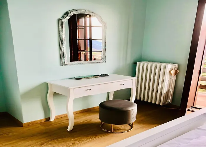 Villa Romantic House By Maggiore With Garden