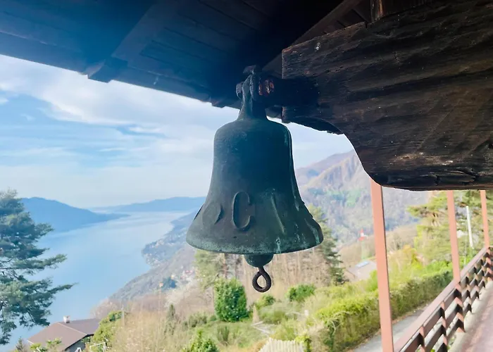 Romantic House By Maggiore With Garden *